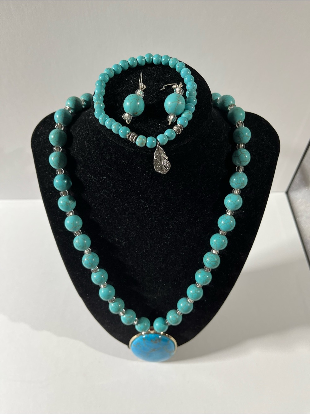 Turquoise Bead Necklace, Bracelet & Earring Set - Blue Turquoise